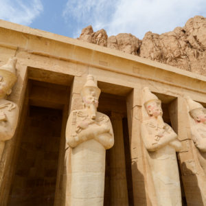 Statues du temple d'Hatchepsout