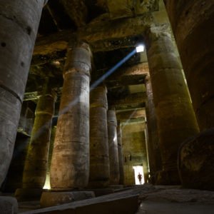 Jeu de lumière au temple d'Abydos